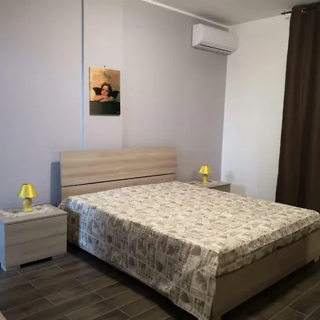 Siracusa Holiday House *