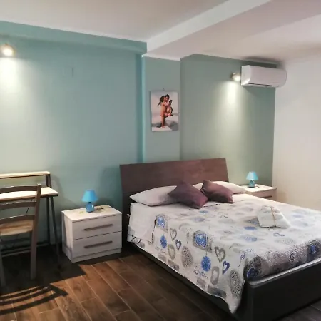 בית הארחה Siracusa Holiday House סירקוזה