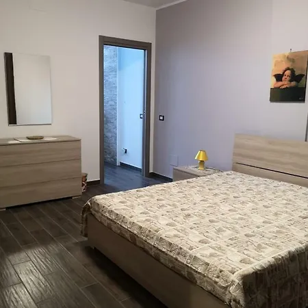 ゲストハウス Siracusa Holiday House シラクーサ